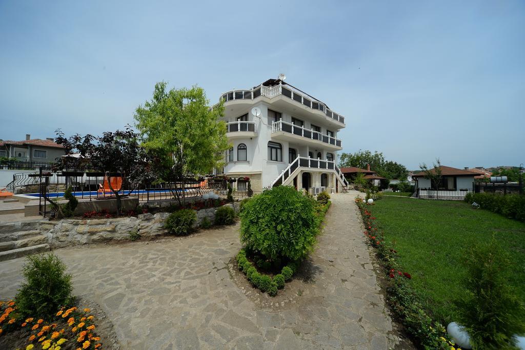 Къща за Гости Алла Hotel Бяла Екстериор снимка
